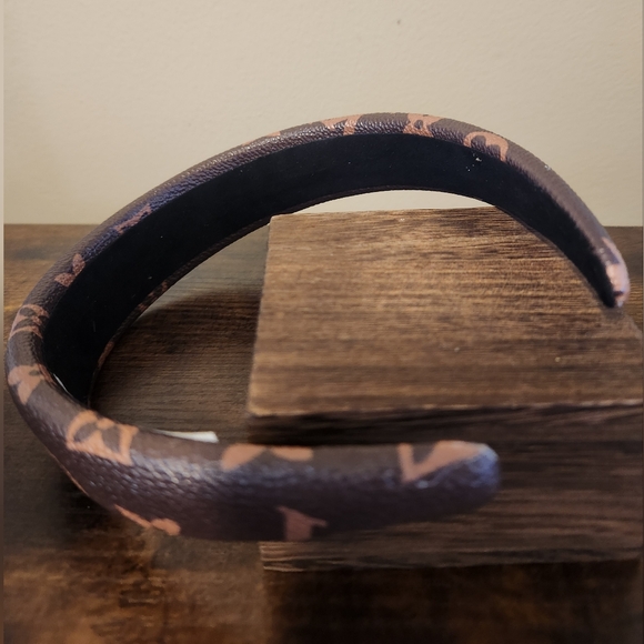 FASHION STYLE HEADBAND, NWOT - Picture 4 of 4